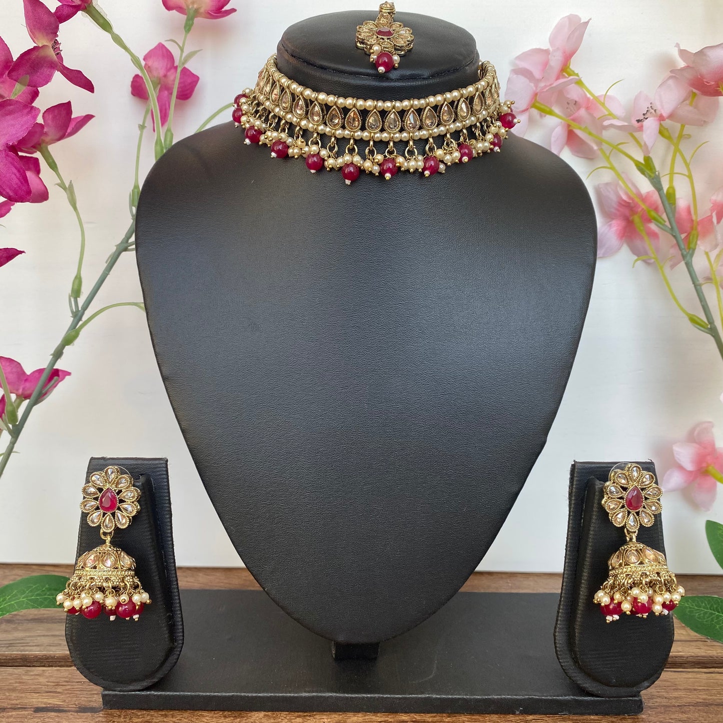 Indian Choker Necklace Set in Ruby