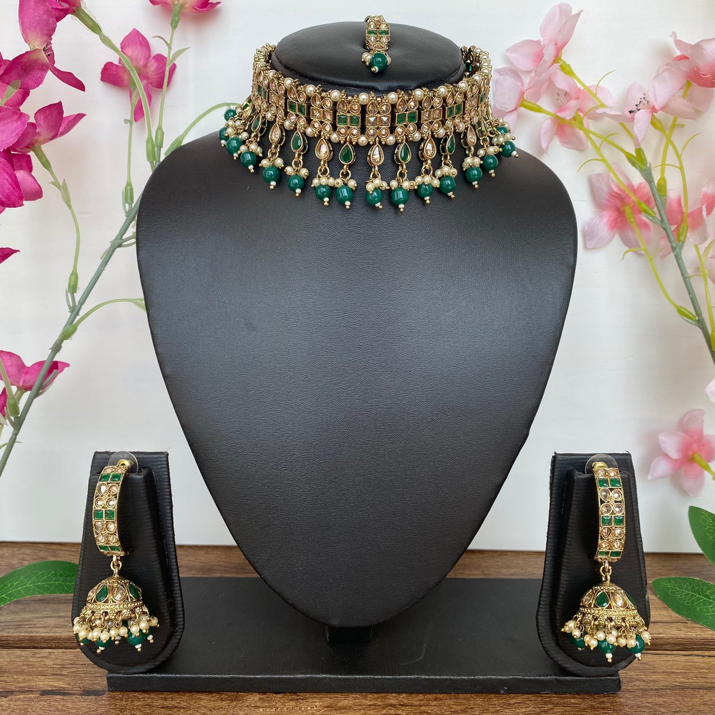 Indian Choker Necklace Set in Green